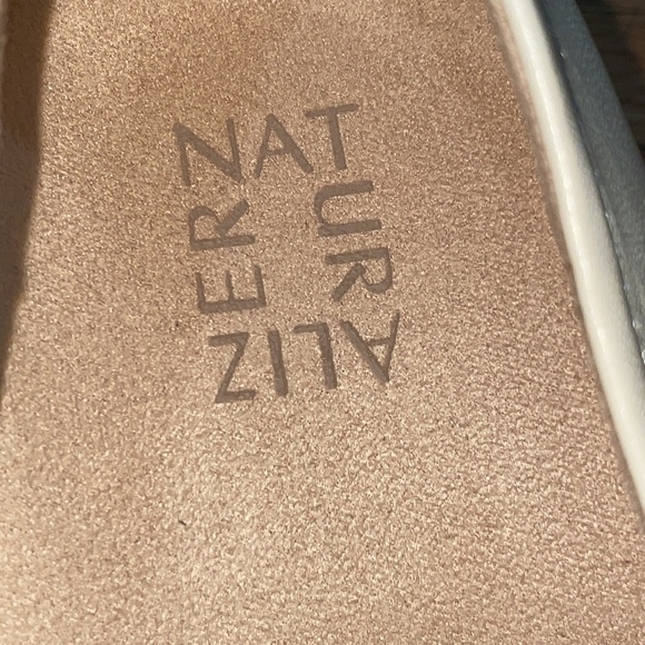 NEW Naturalizer Women Desi Chain Platform Lug Sole Heeled Loafer Taupe 11 W Wide - Picture 11 of 17